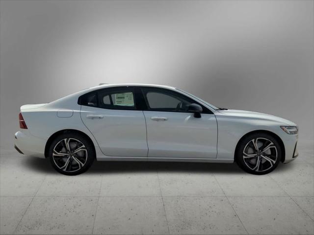 new 2024 Volvo S60 car, priced at $44,233