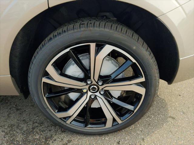 new 2025 Volvo XC60 Plug-In Hybrid car, priced at $69,000