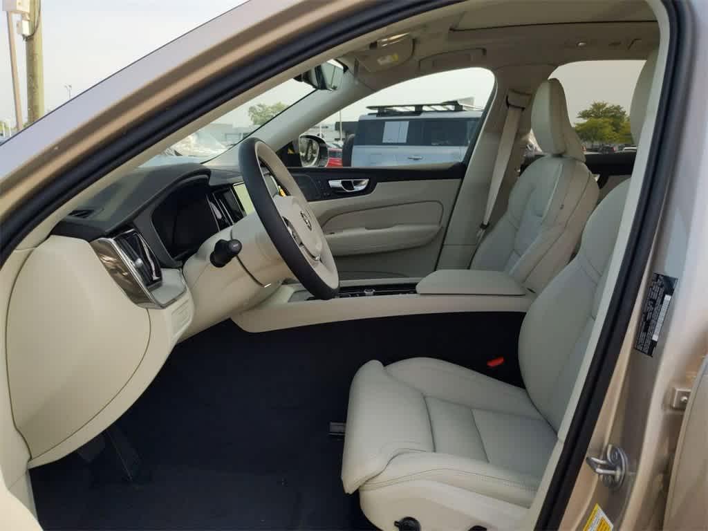 new 2025 Volvo XC60 Plug-In Hybrid car, priced at $69,000