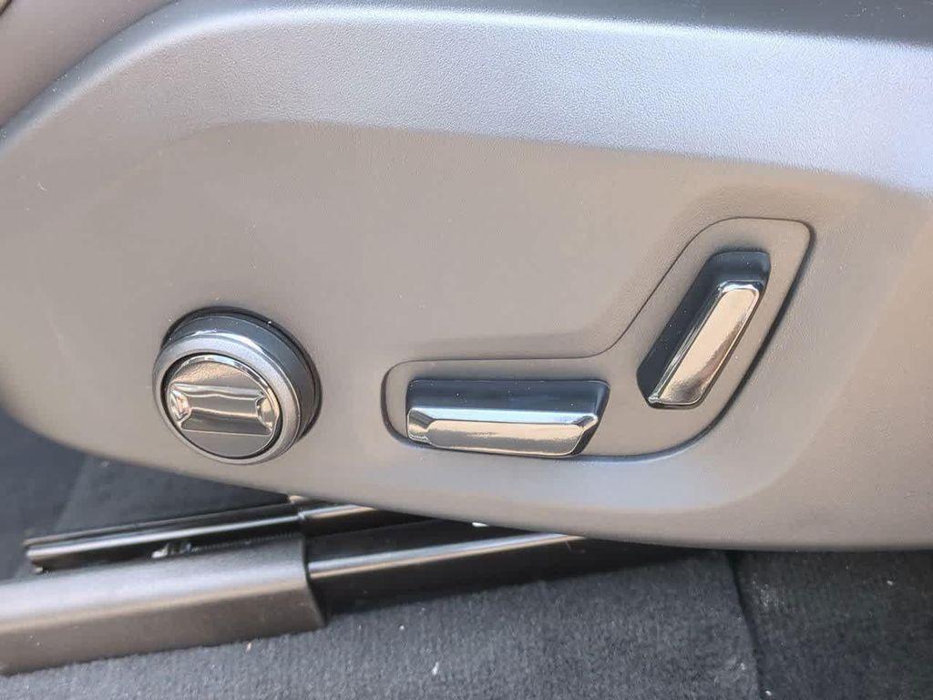 new 2026 Volvo XC90 car, priced at $68,608