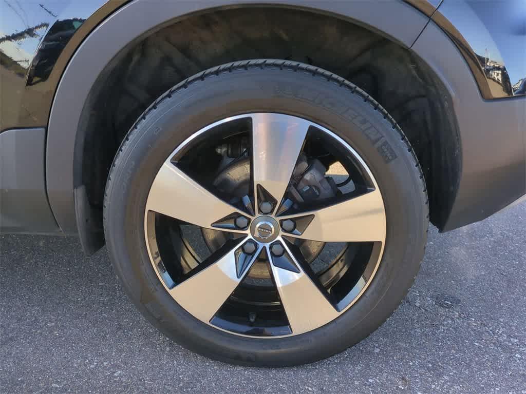 used 2020 Volvo XC40 car, priced at $19,977
