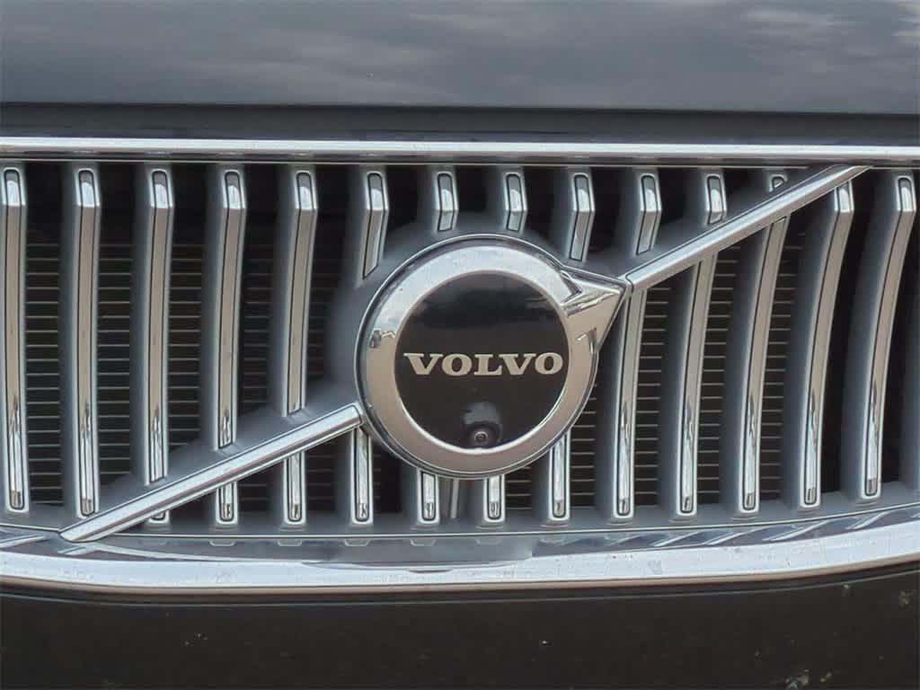 used 2025 Volvo XC90 Plug-In Hybrid car, priced at $69,622