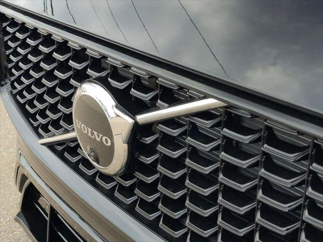 new 2025 Volvo XC60 Plug-In Hybrid car, priced at $63,750