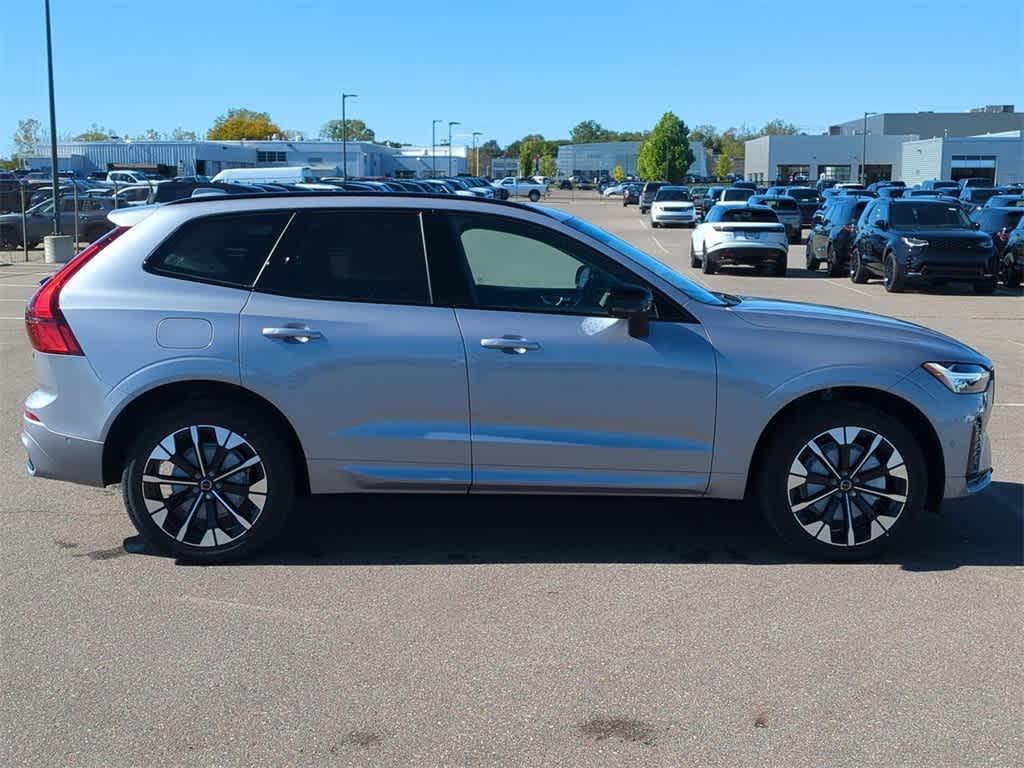 new 2026 Volvo XC60 car, priced at $57,985