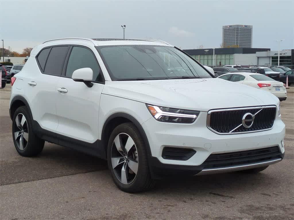 used 2020 Volvo XC40 car, priced at $22,477