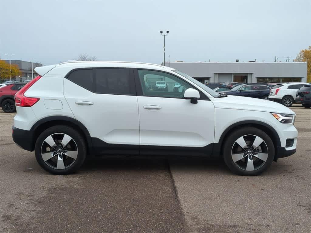 used 2020 Volvo XC40 car, priced at $22,477
