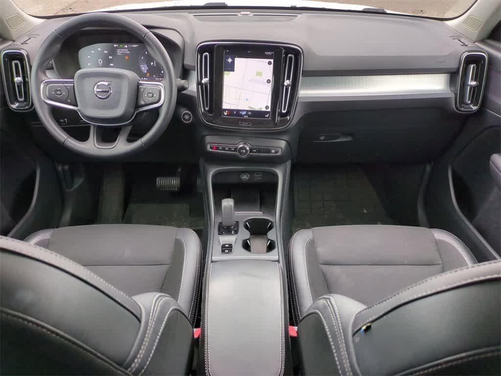 used 2020 Volvo XC40 car, priced at $22,477