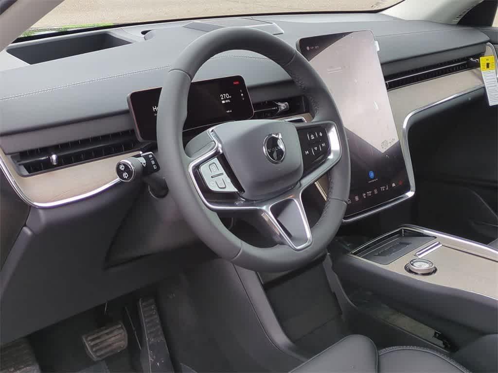new 2025 Volvo EX90 car, priced at $82,640