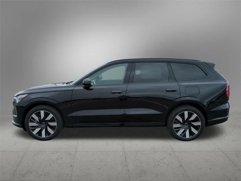 new 2025 Volvo EX90 car, priced at $82,640