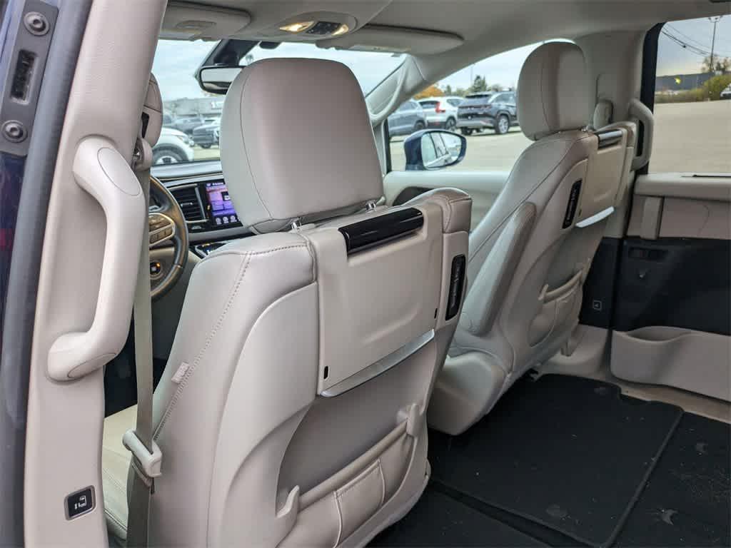 used 2017 Chrysler Pacifica car, priced at $15,012