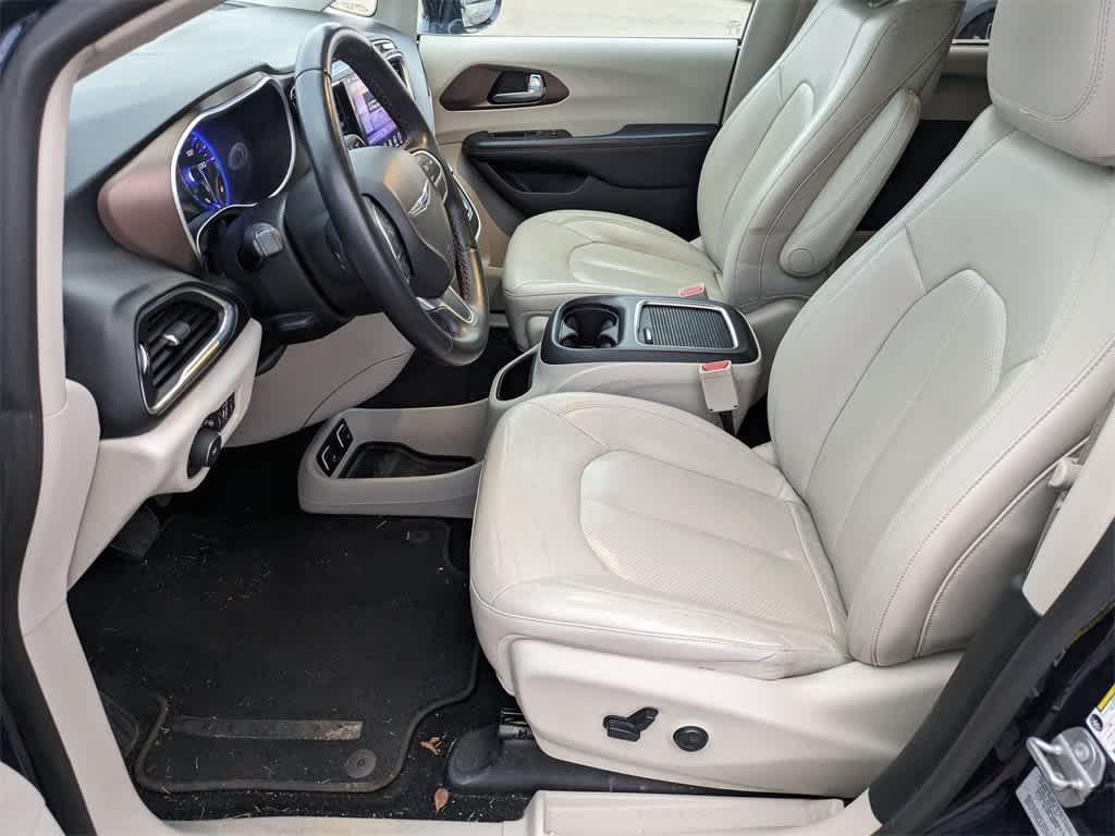 used 2017 Chrysler Pacifica car, priced at $15,012