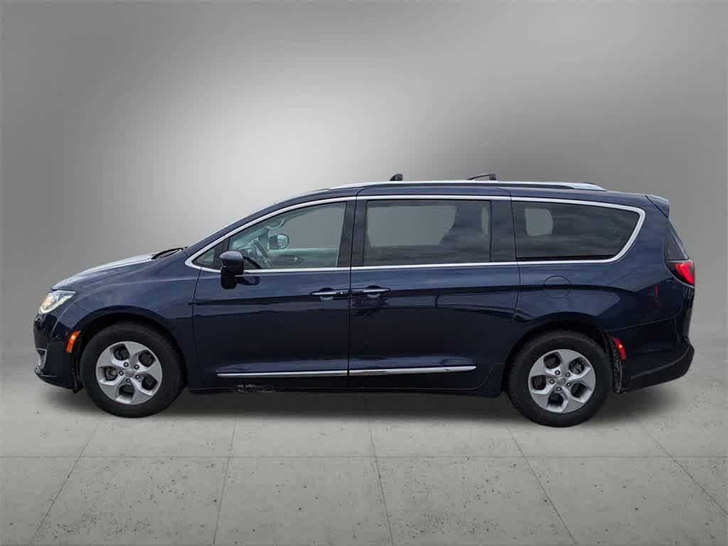used 2017 Chrysler Pacifica car, priced at $15,012