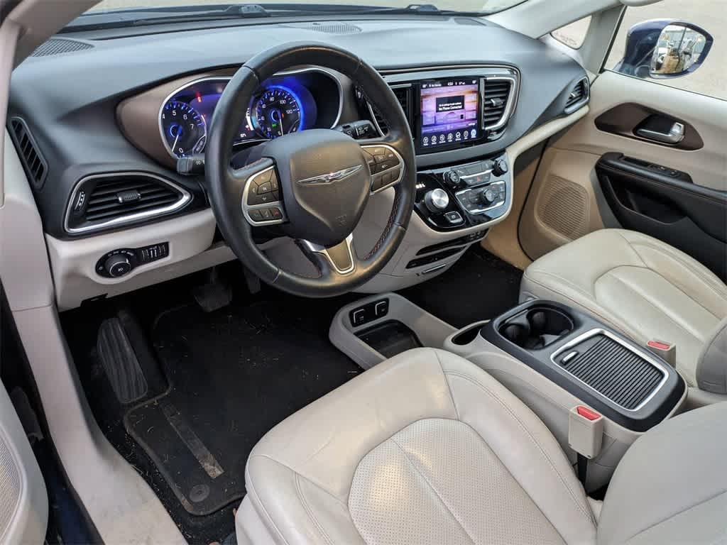 used 2017 Chrysler Pacifica car, priced at $15,012