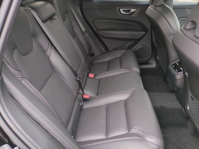 new 2025 Volvo XC60 car, priced at $61,400