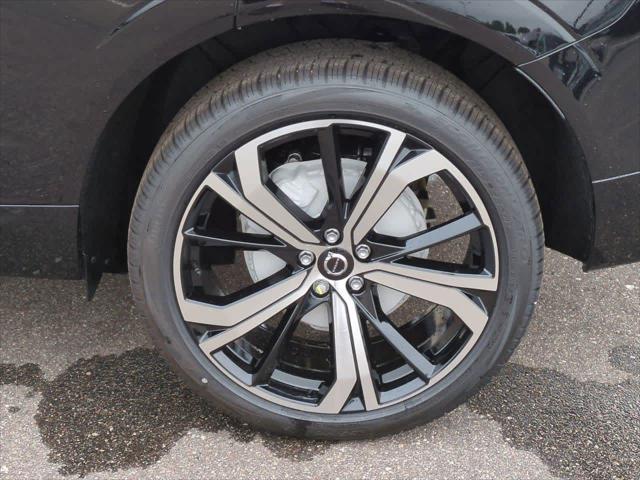 new 2025 Volvo XC60 car, priced at $61,400