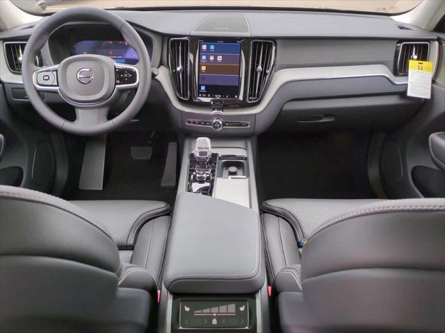 new 2025 Volvo XC60 car, priced at $61,400
