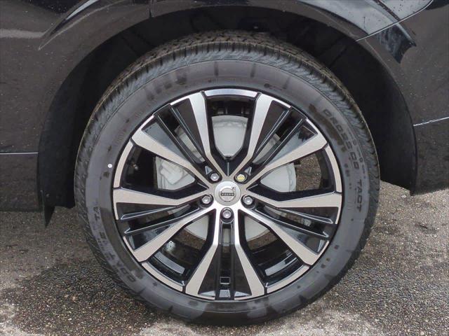 new 2025 Volvo XC60 car, priced at $55,360