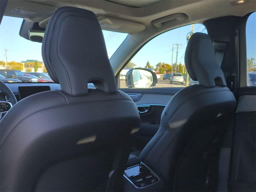 new 2026 Volvo XC90 car, priced at $75,637