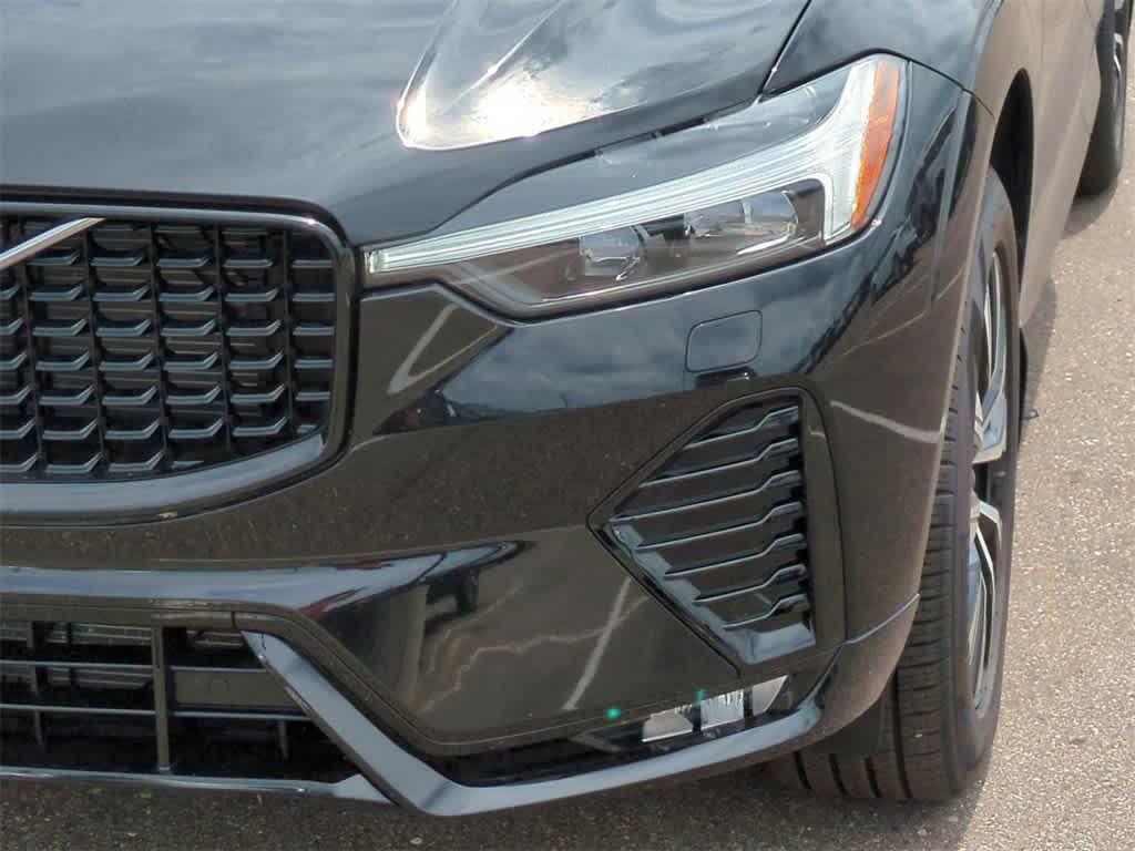 new 2025 Volvo XC60 car, priced at $48,900