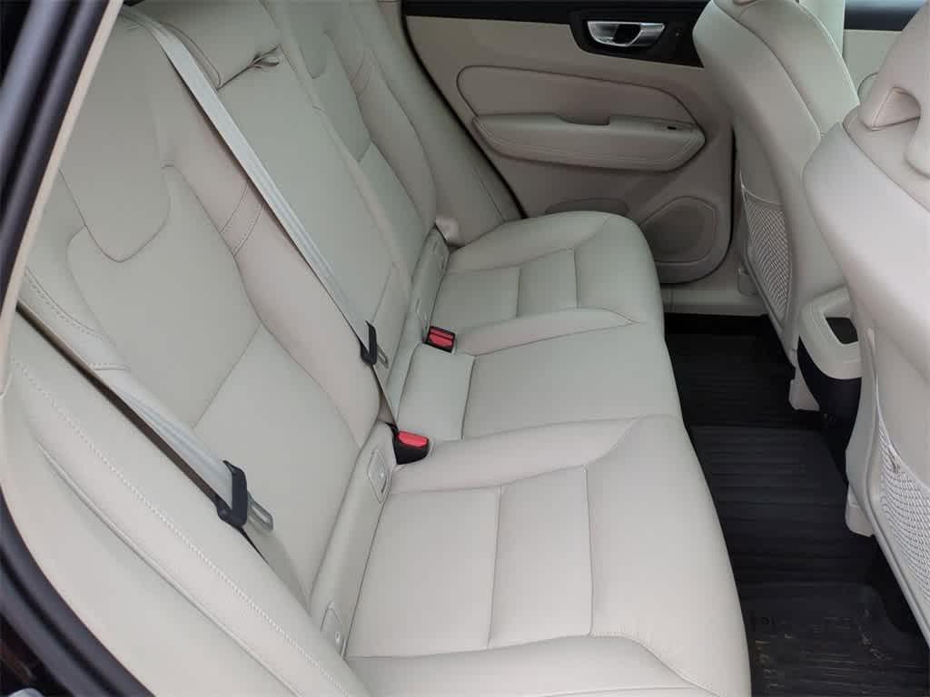 new 2025 Volvo XC60 car, priced at $48,900