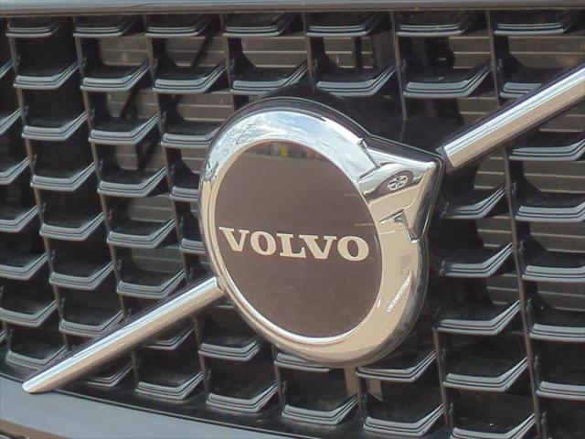 new 2025 Volvo XC60 car, priced at $48,900