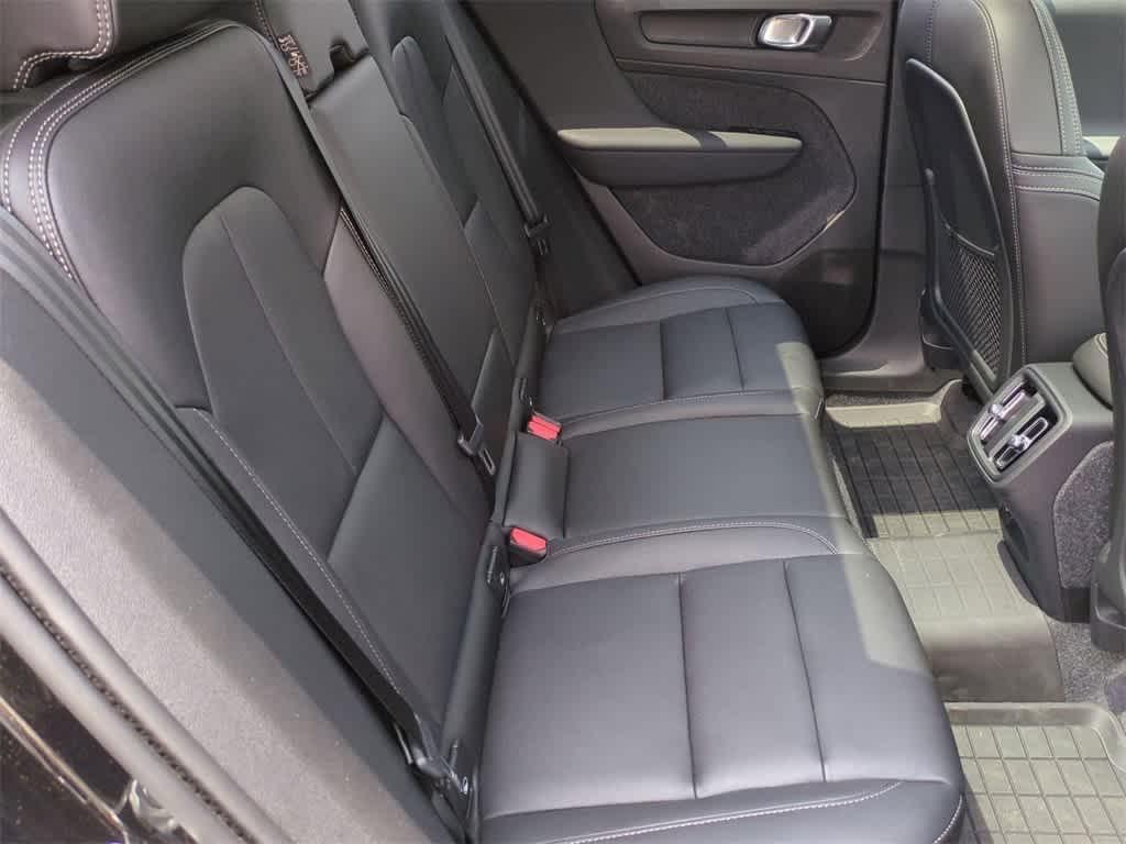 new 2025 Volvo XC40 car, priced at $48,000