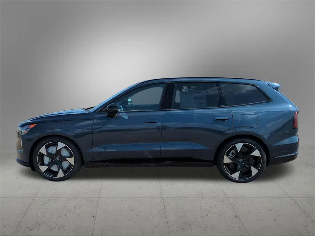 new 2025 Volvo EX90 car, priced at $92,675