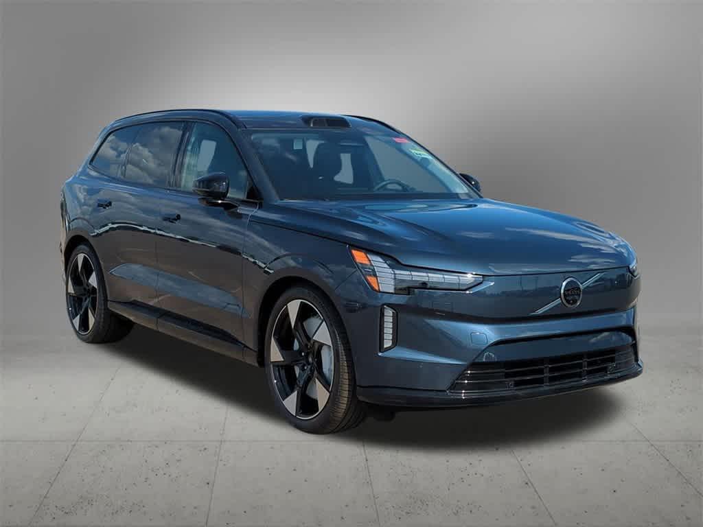 new 2025 Volvo EX90 car, priced at $92,675