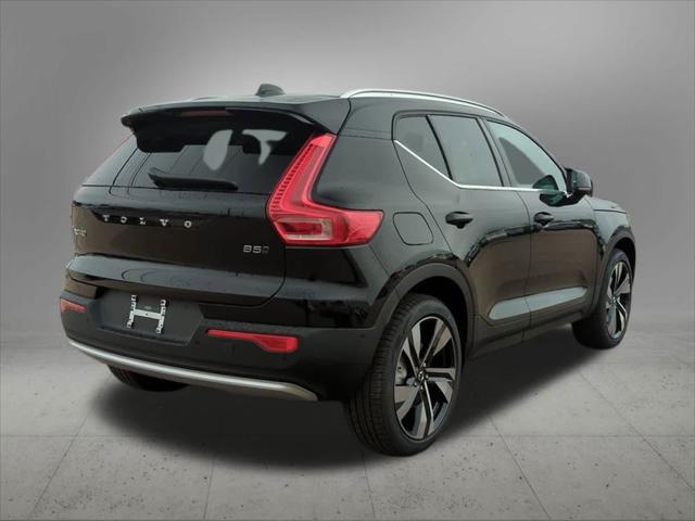 new 2025 Volvo XC40 car, priced at $52,235