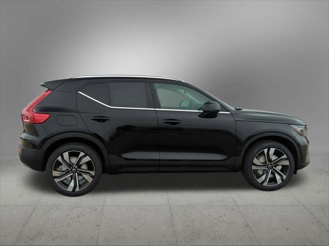 new 2025 Volvo XC40 car, priced at $52,235