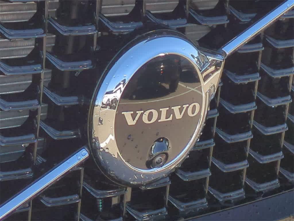 new 2025 Volvo XC60 Plug-In Hybrid car, priced at $66,260