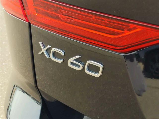 used 2022 Volvo XC60 car, priced at $36,994