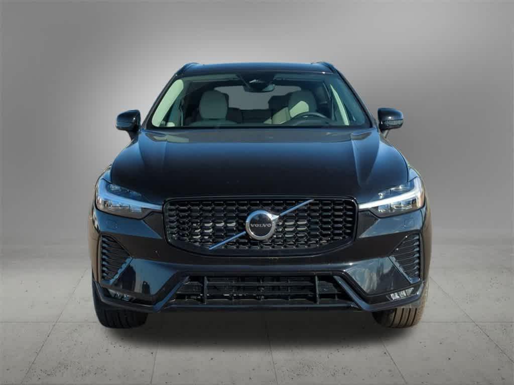 new 2025 Volvo XC60 car, priced at $49,712