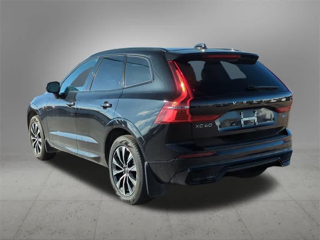 new 2025 Volvo XC60 car, priced at $49,712