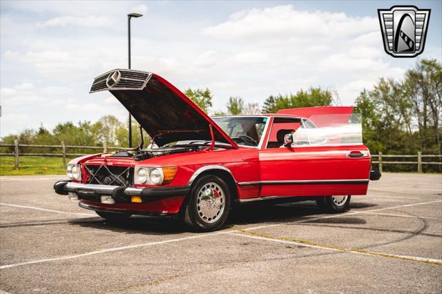 used 1986 Mercedes-Benz 560SL car, priced at $17,500