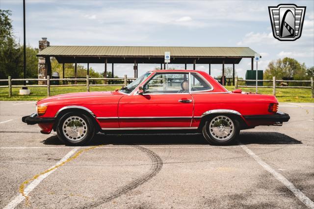 used 1986 Mercedes-Benz 560SL car, priced at $17,500