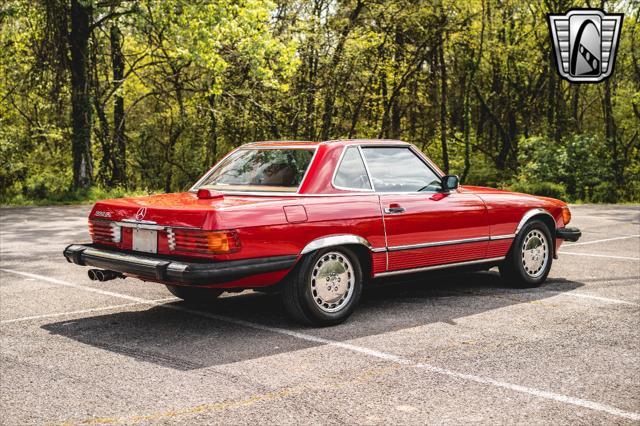 used 1986 Mercedes-Benz 560SL car, priced at $17,500