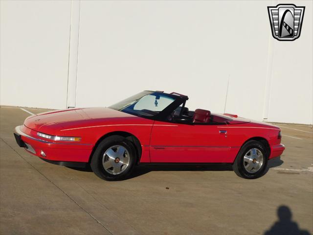 used 1990 Buick Reatta car, priced at $24,000