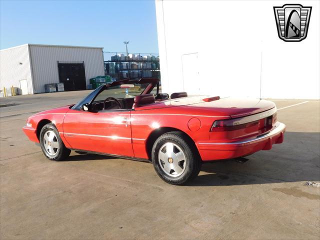 used 1990 Buick Reatta car, priced at $24,000