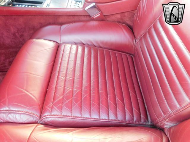 used 1990 Buick Reatta car, priced at $24,000