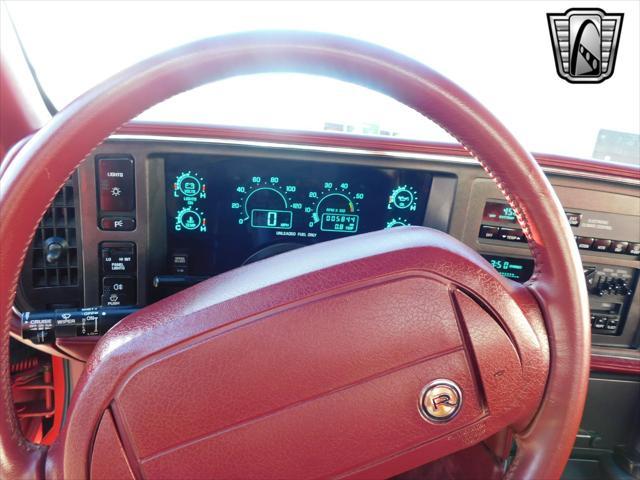 used 1990 Buick Reatta car, priced at $24,000