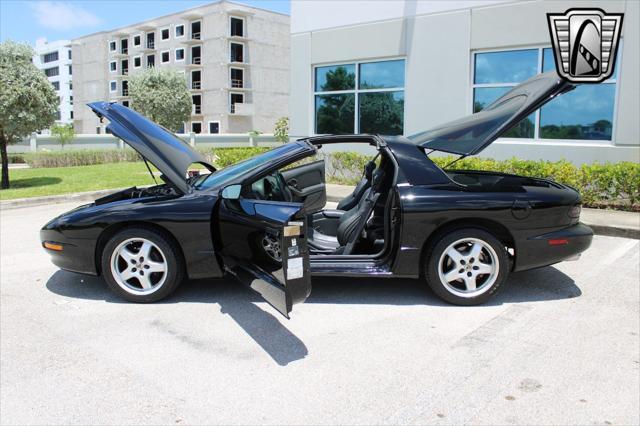 used 1995 Pontiac Firebird car, priced at $29,000