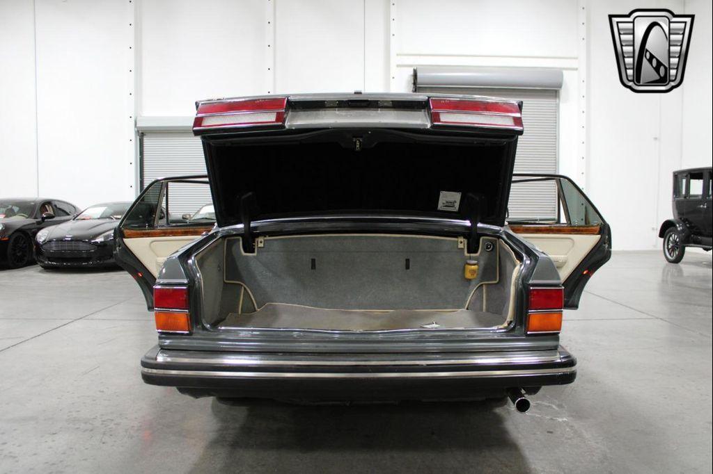 used 1990 Rolls-Royce Silver Spur car, priced at $53,000