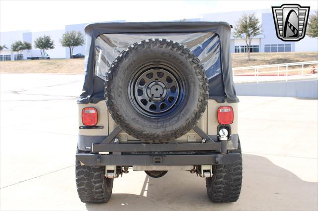 used 1981 Jeep CJ-7 car, priced at $16,500