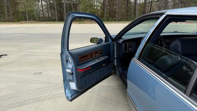 used 1993 Cadillac Fleetwood car, priced at $12,000