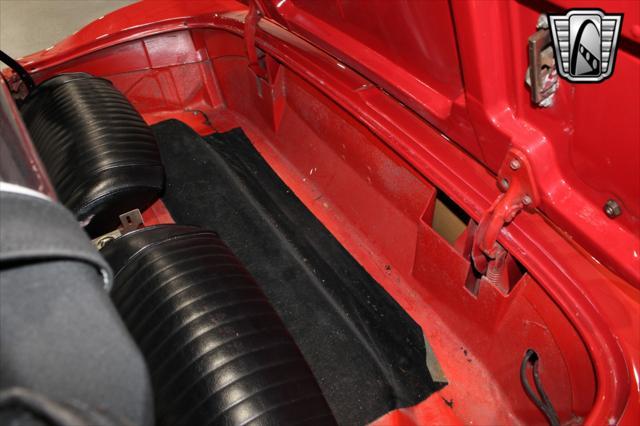 used 1962 Chevrolet Corvette car, priced at $114,000