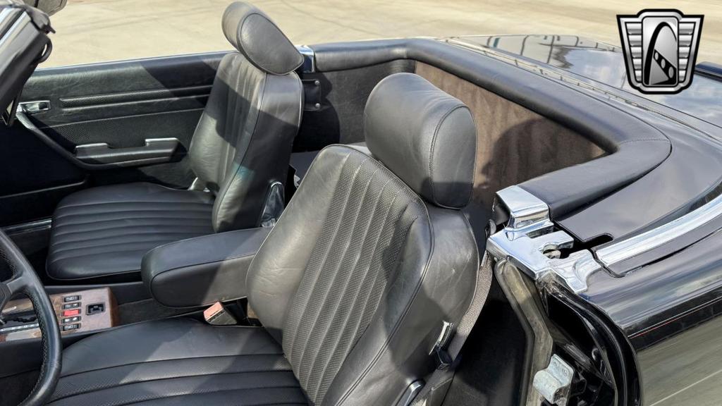 used 1989 Mercedes-Benz SL-Class car, priced at $21,000