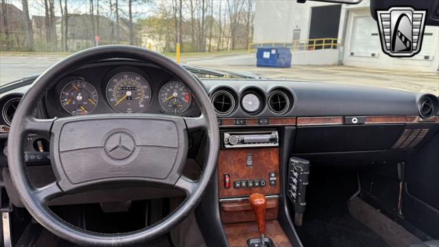 used 1989 Mercedes-Benz SL-Class car, priced at $28,000