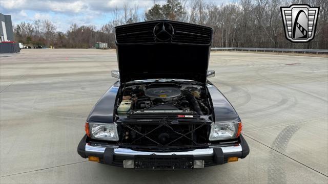 used 1989 Mercedes-Benz SL-Class car, priced at $28,000