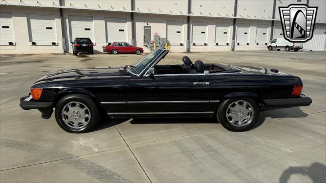 used 1989 Mercedes-Benz SL-Class car, priced at $28,000